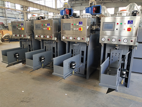 膩?zhàn)臃郯b機(jī)